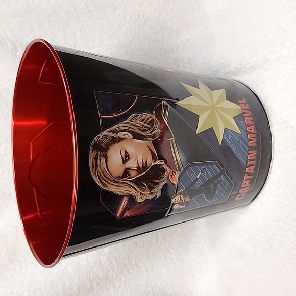The Marvel's popcorn bucket - Picture 2 of 6